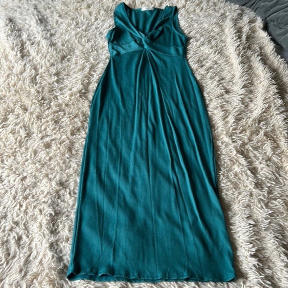 Cherish Ribbed Twist-Front Maxi Dress, NWOT size M.